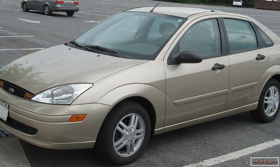 Форд Фоцус 2000 года